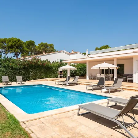 Villa Lola Santo Tomas