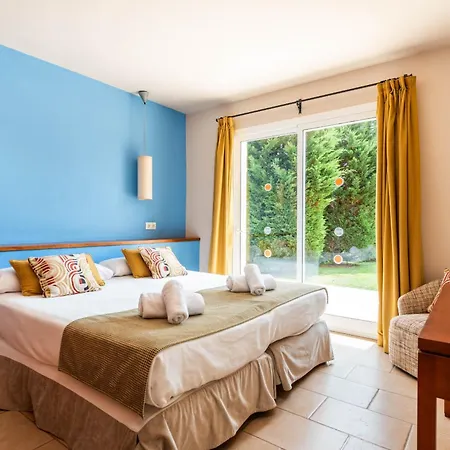Villa Lola