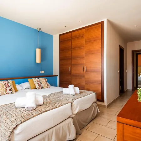 Lola Villa Santo Tomás